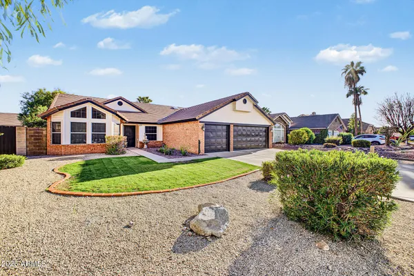 4219 W ALAMEDA RD