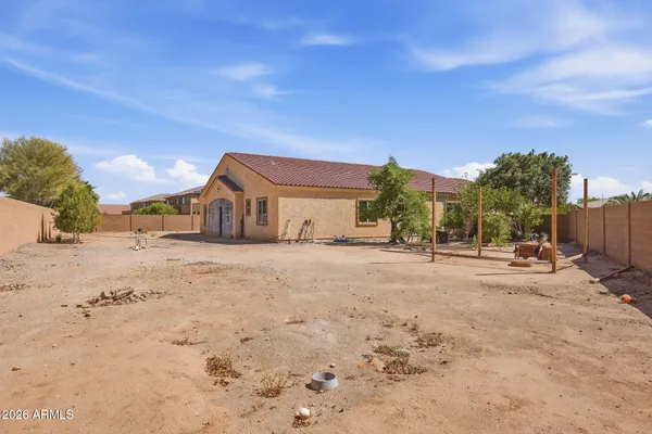 18026 W SELLS DR