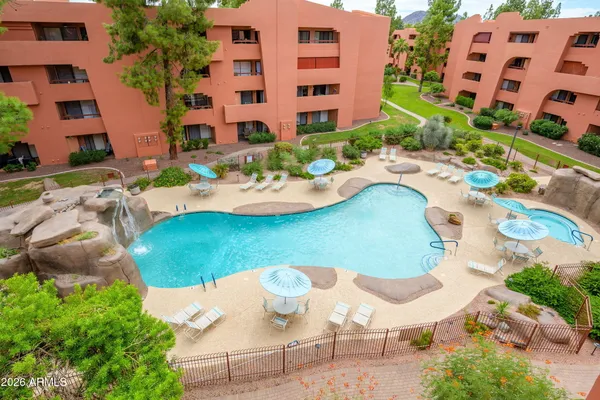 12222 N PARADISE VILLAGE PKWY 446