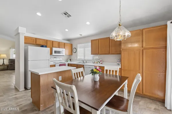 4163 W COLUMBINE DR