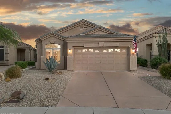 4423 E SMOKEHOUSE TRL