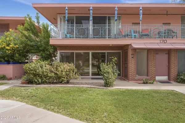 170 E CORONADO RD 62