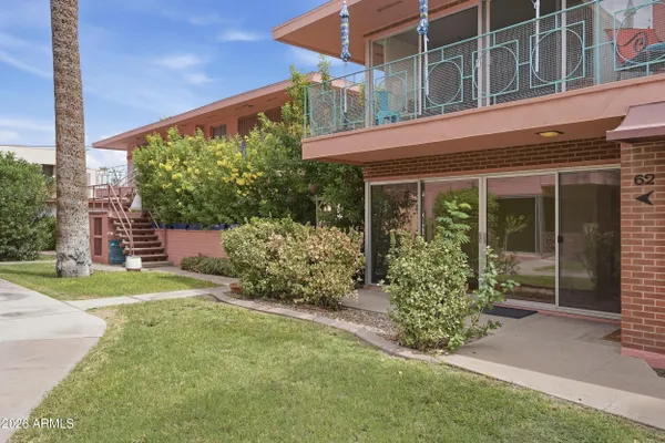 170 E CORONADO RD 62