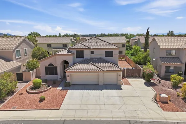 5273 W ANGELA DR