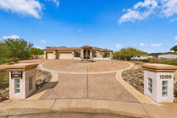 12198 E DOUBLETREE RANCH RD