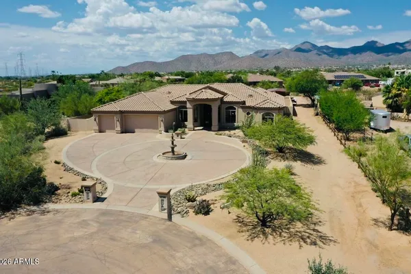 12198 E DOUBLETREE RANCH RD