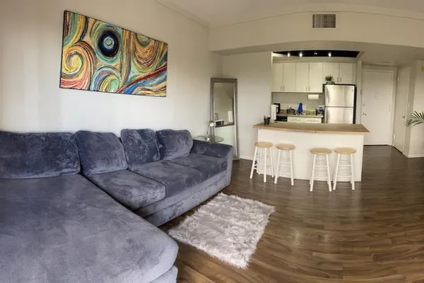 4750 N CENTRAL AVE 3N