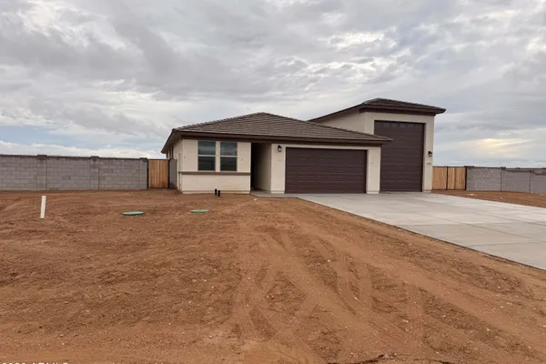 24409 W DUANE LN