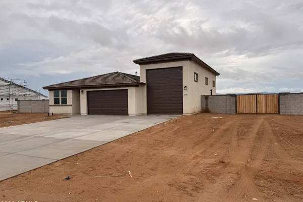 24409 W DUANE LN