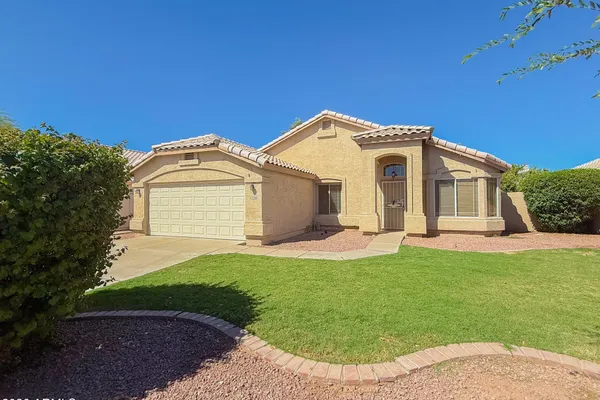 2336 E MANOR DR