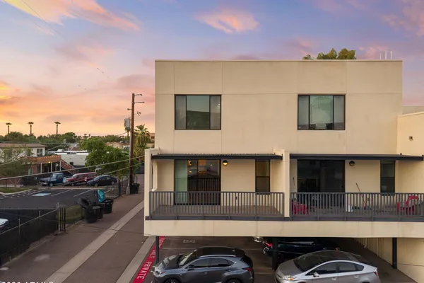 620 N 4TH AVE 7