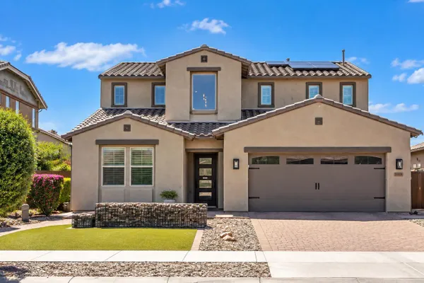 16005 W SHAW BUTTE DR