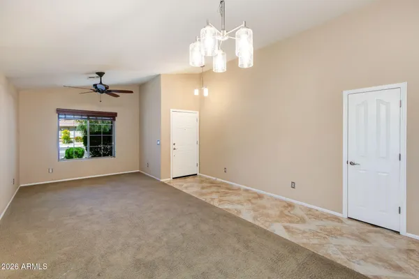 4433 W PHALEN DR