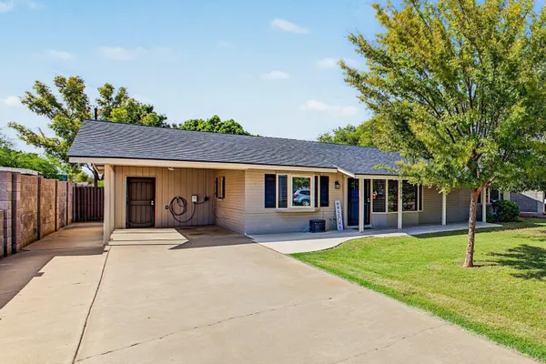 7008 N 14TH PL