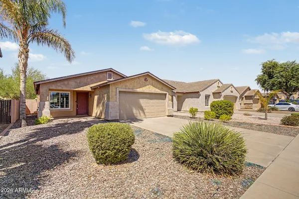 4868 E MEADOW MIST LN