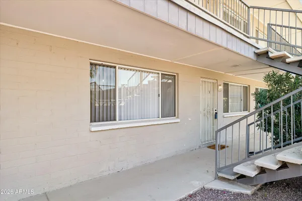 1111 E TURNEY AVE 5