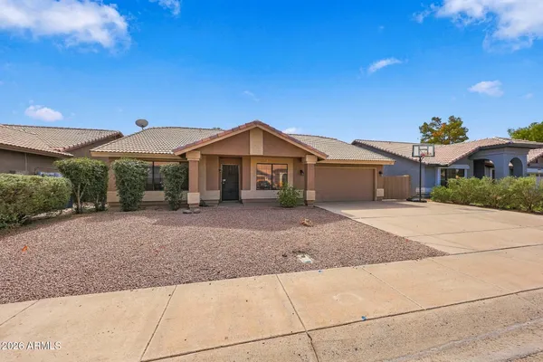 531 W SIERRA MADRE AVE