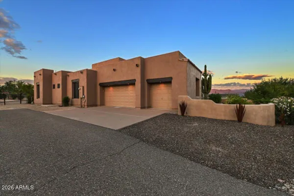 16348 E CALLE DE LOS FLORES DR