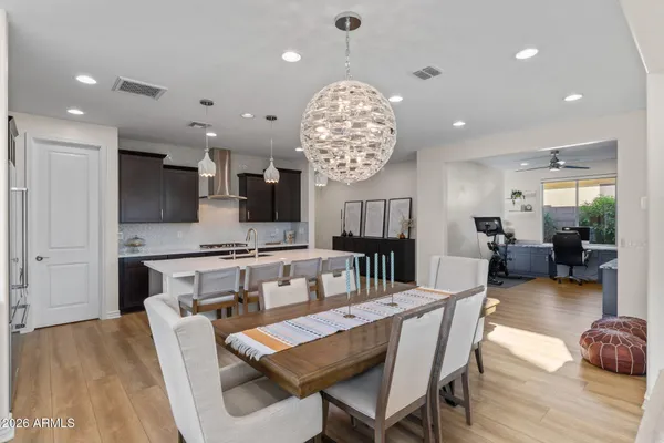 609 E PASARO DR