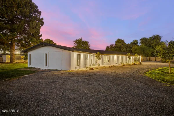 439 S CACTUS WREN ST