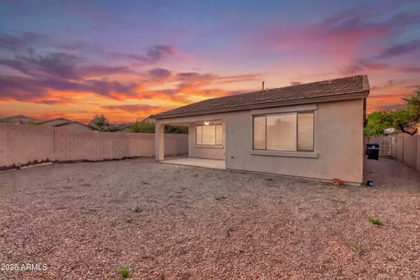18425 W LA MIRADA DR