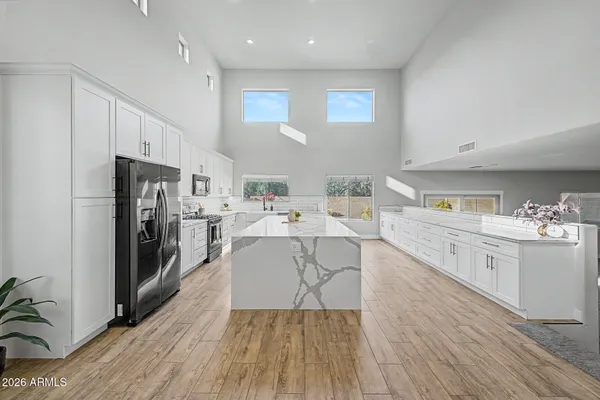 4326 W KENAI DR