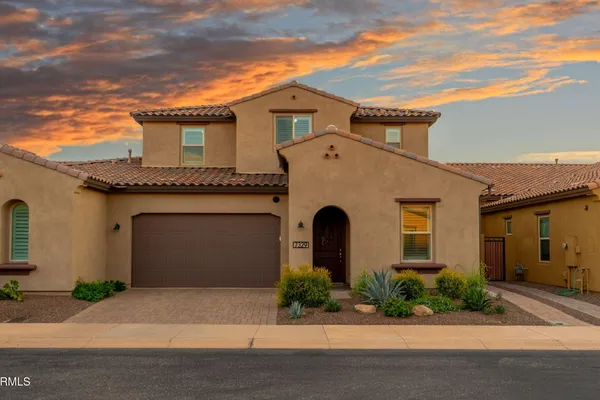 7329 E CONQUISTADORES DR