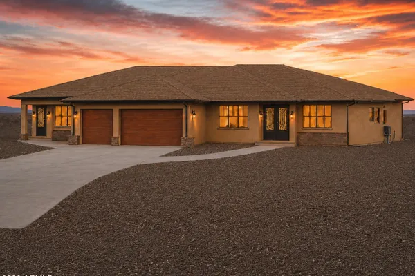 24314 W FERNWOOD CT
