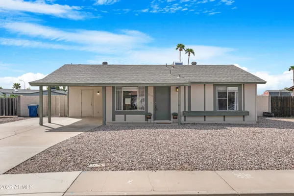 2113 W WESTERN DR