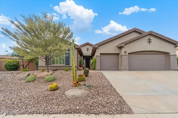 41738 N IRON HORSE DR