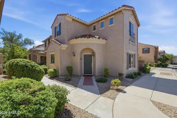 3653 E ZACHARY DR