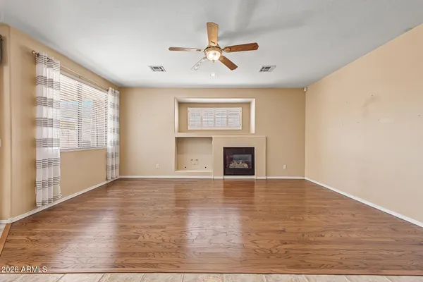 2104 S LONGWOOD -- --