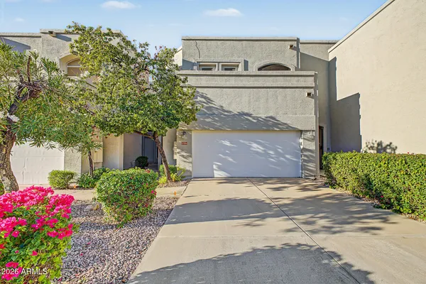 1326 W CORAL REEF DR