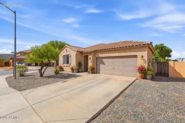 1526 E PALO VERDE DR