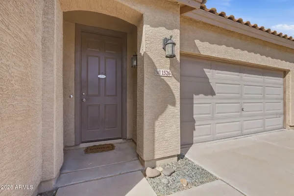 1526 E PALO VERDE DR