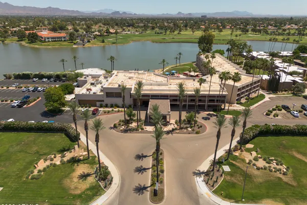 7401 N SCOTTSDALE RD 26