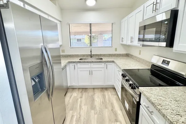 7145 W SIERRA VISTA DR