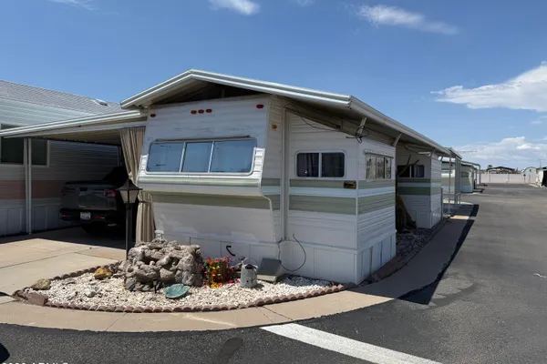 424 E OCOTILLO DR