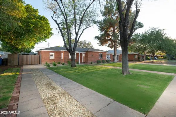 505 W WINDSOR AVE