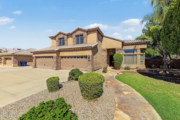 2102 E SIERRA MADRE AVE