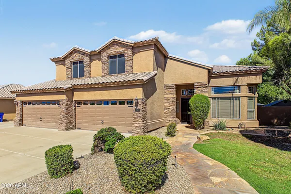 2102 E SIERRA MADRE AVE