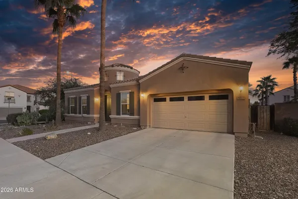 4221 E CANYON WAY