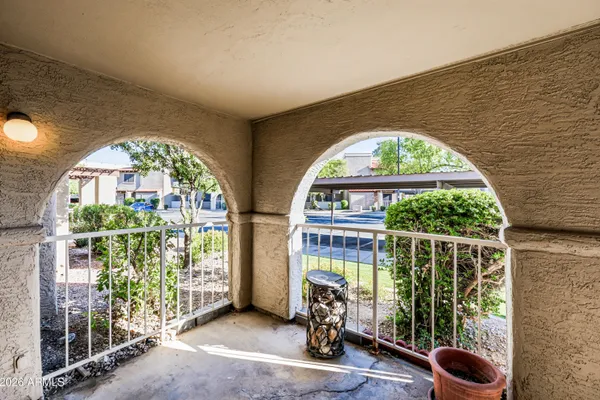 5757 W EUGIE AVE 1073
