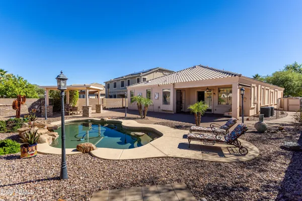 5512 E DIONYSUS DR