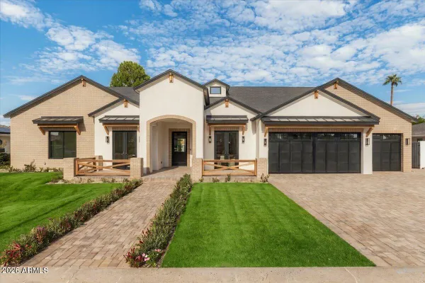 4510 E CALLE TUBERIA -- --