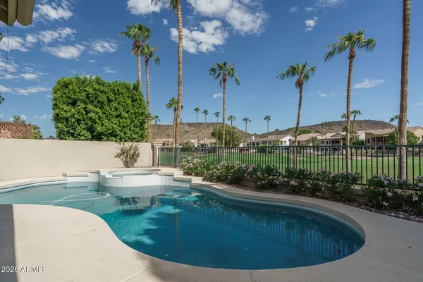 5859 W DEL LAGO CIR