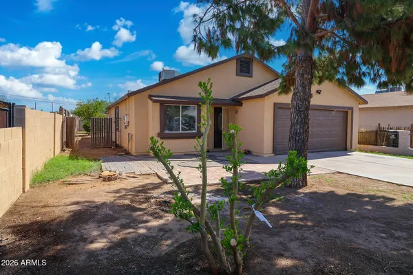 1727 S 2ND PL