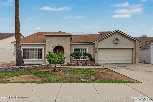 4207 W SOFT WIND DR