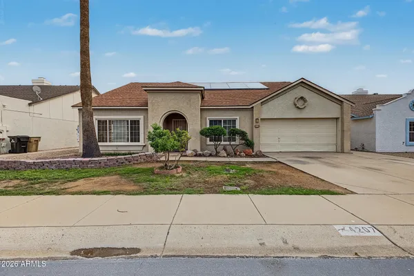 4207 W SOFT WIND DR