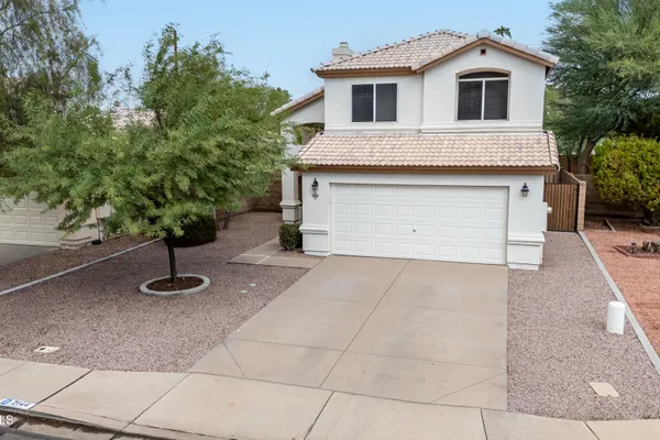 2144 W OLLA AVE